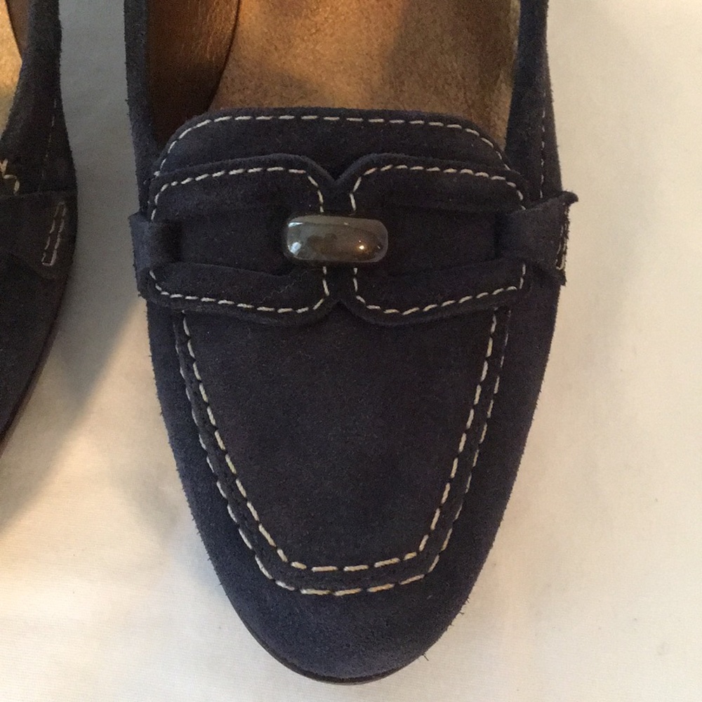EUC Talbots Blue Suede Heels. Sz9.5 - Picture 3 of 7
